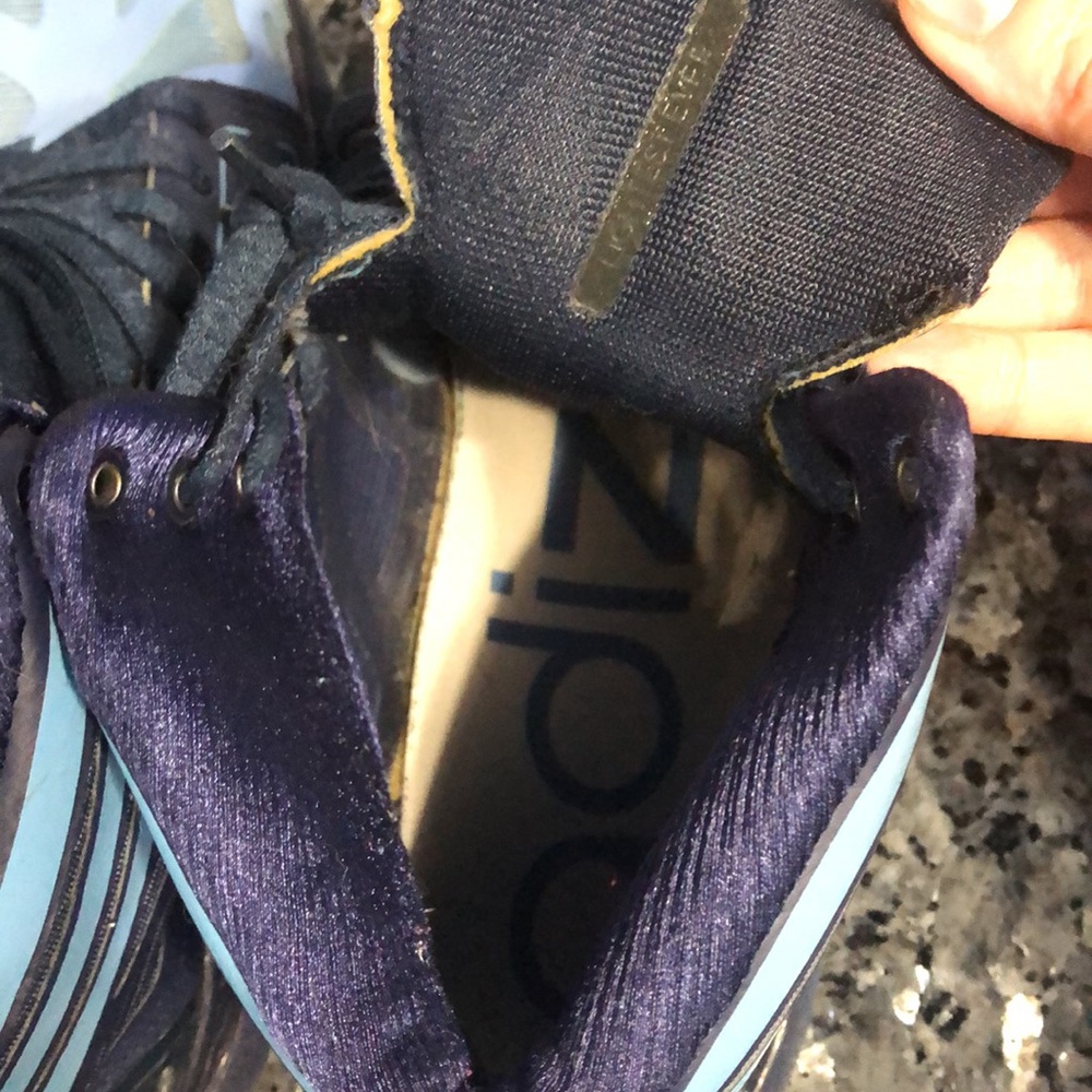 Retro Adidas - Picture 5 of 12